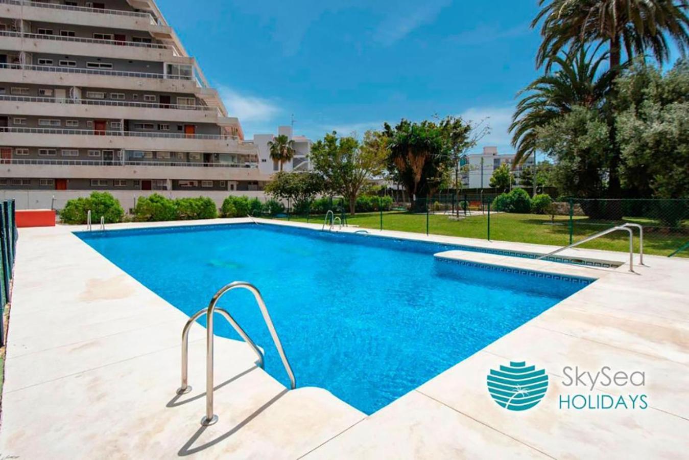 Skysea Holidays Benalmadena Europark Εξωτερικό φωτογραφία